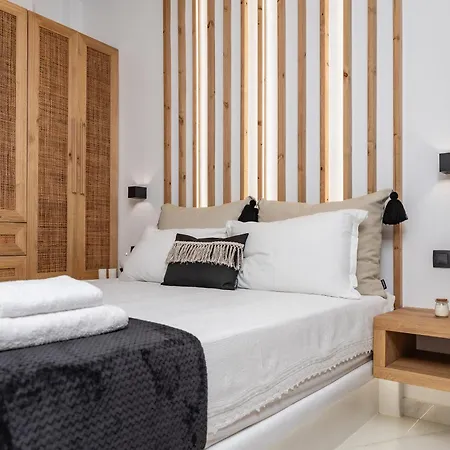 M Superior Naxos Town アパート Naxos City