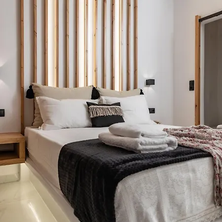 M Superior Naxos Town Naxos City