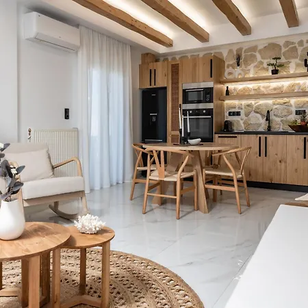 M Superior Naxos Town Apartment