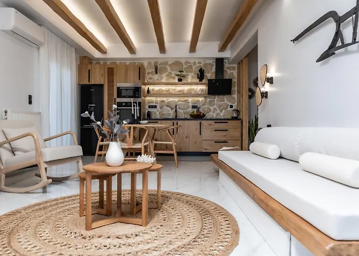 M Superior Naxos Town Naxos City