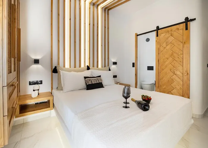 M Superior Naxos Town Апартаменты Naxos City