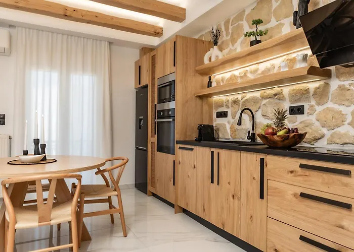 M Superior Naxos Town Naxos City