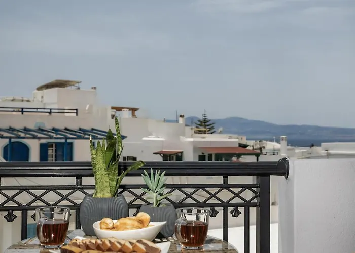 M Superior Naxos Town *